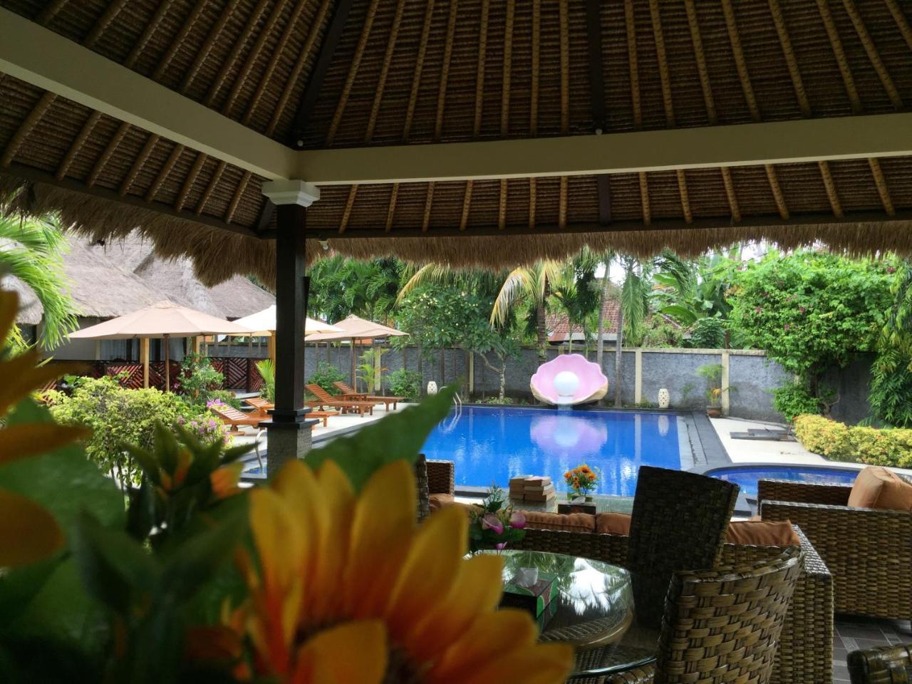 Отель Mutiara Bali Кандидаса Экстерьер фото