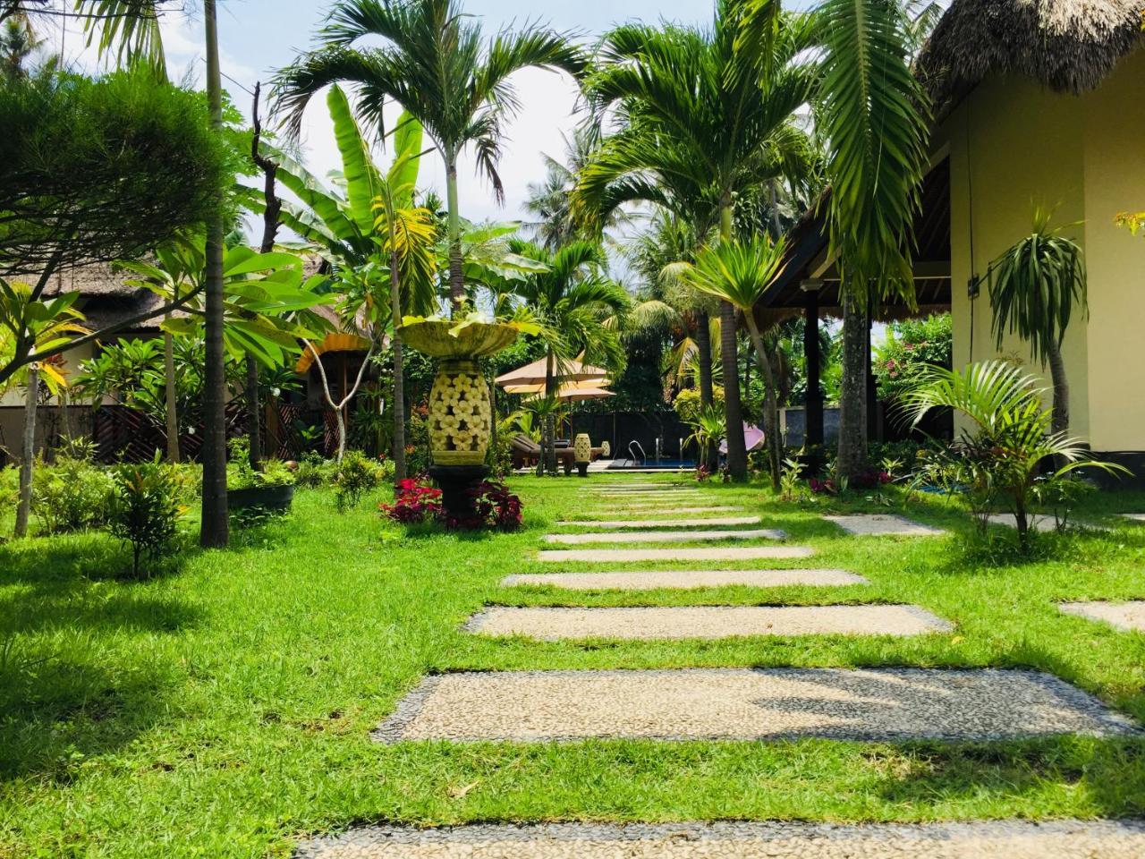 Отель Mutiara Bali Кандидаса Экстерьер фото