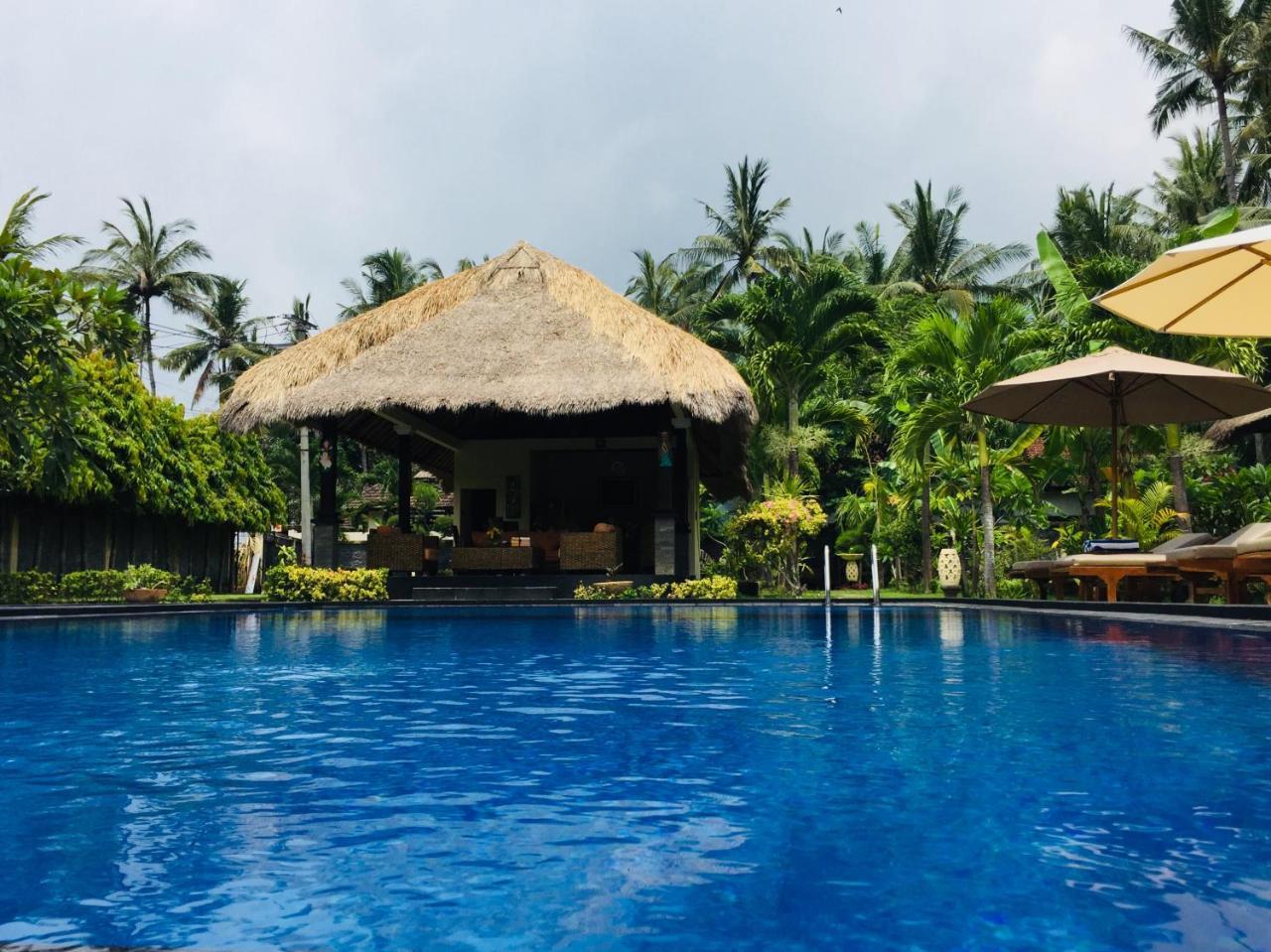 Отель Mutiara Bali Кандидаса Экстерьер фото