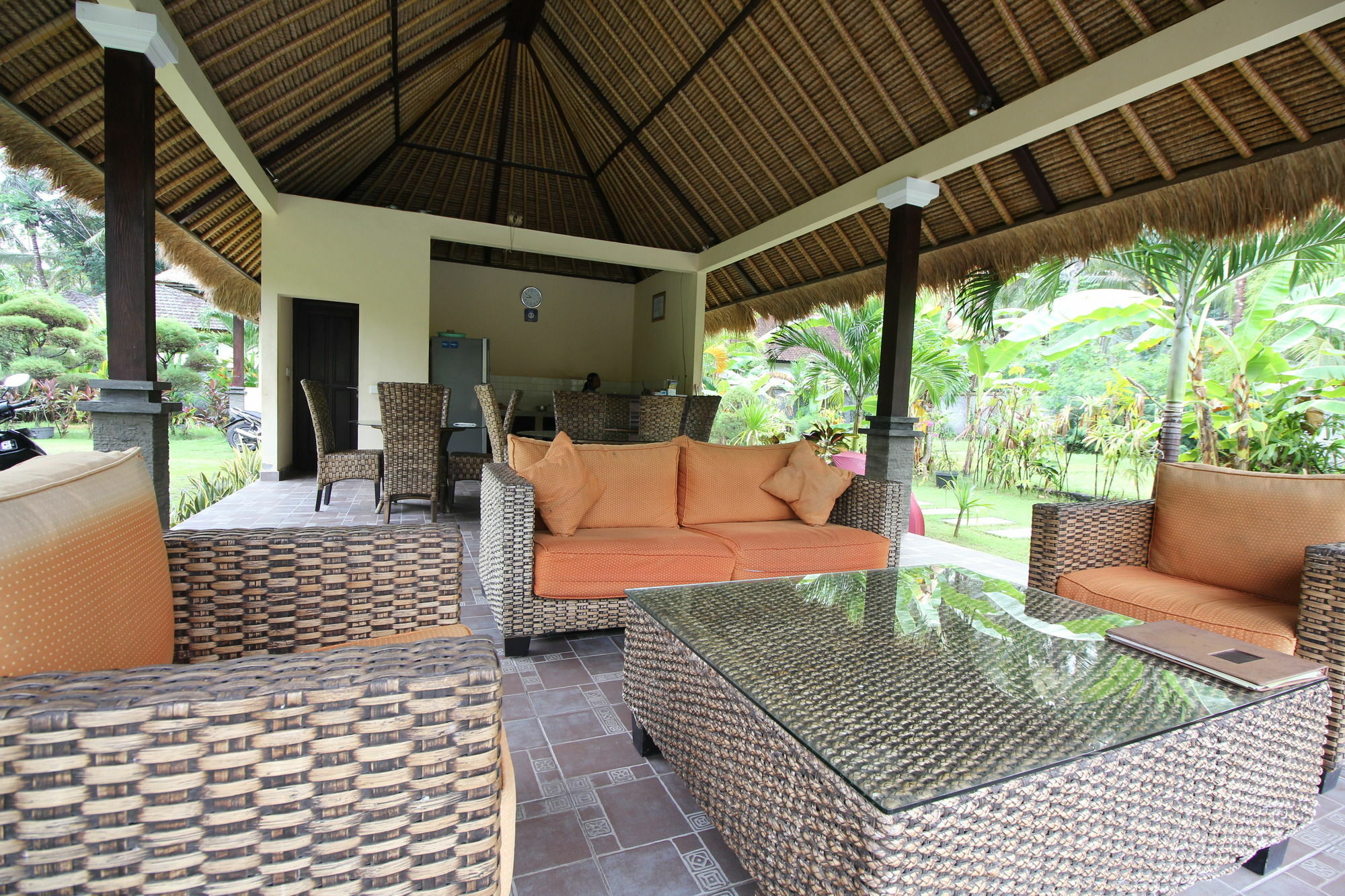 Отель Mutiara Bali Кандидаса Экстерьер фото